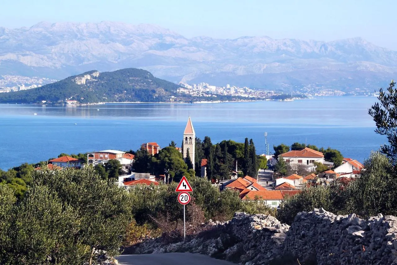 Apartments By The Sea Slatine, Ciovo - 13298 Trogir